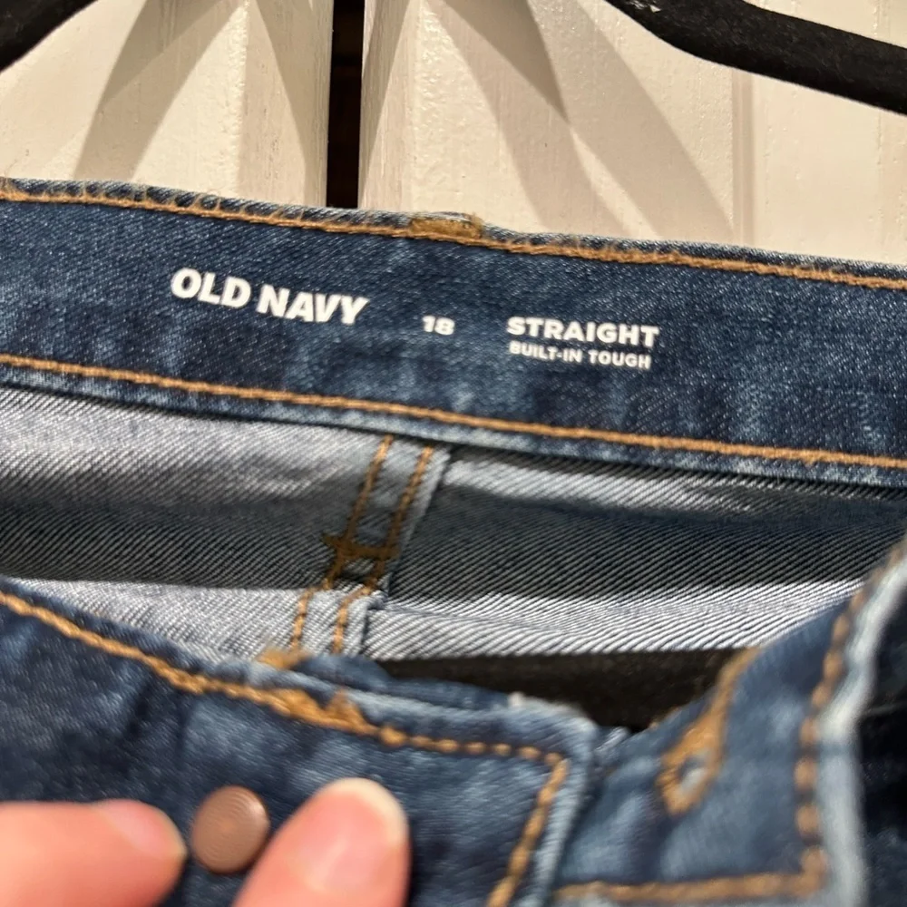Old Navy Boys’ Blue Jeans Straight Leg Size 18 NWT